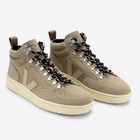 NEW VEJA RORAIMA SUEDE DUNE ALMOND Sz 9.5 - Picture 15 of 16